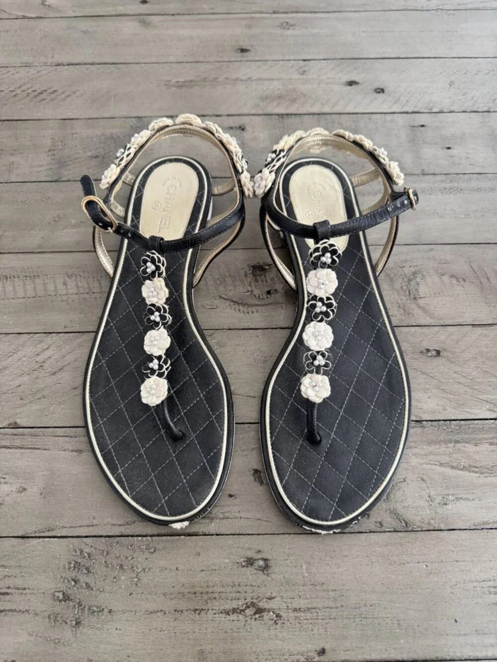 CHANEL Camellia T-Strap Flat Leather Floral Applique Interlocking Sandals 38.5C